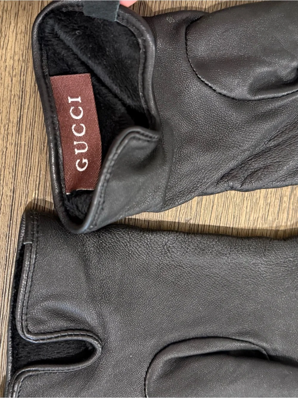 Gucci Black Leather Gloves with Pearl GG Logo